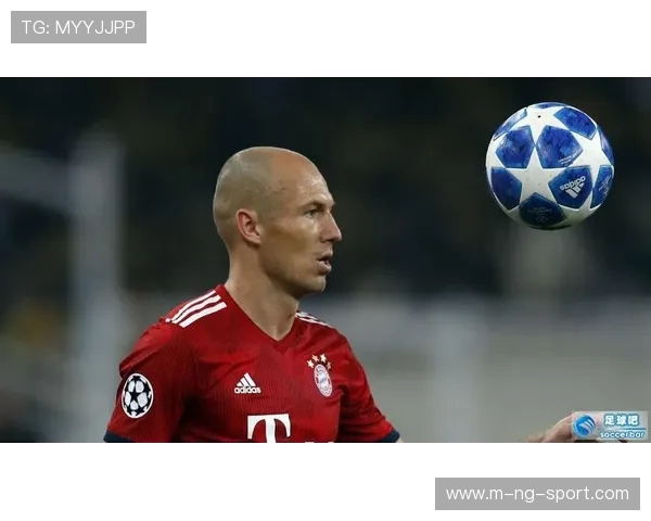 丹尼斯·博格坎普：从足球天才到传奇人物的非凡旅程