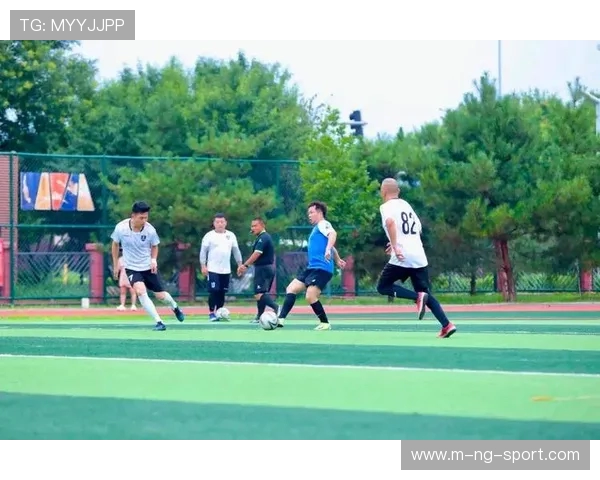 绿茵争锋激情燃烧世界足球豪门巅峰对决盛宴