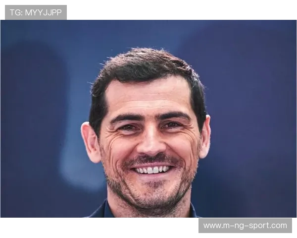 伊克尔·卡西利亚斯：从少年门将到传奇守门员的足球人生与辉煌成就