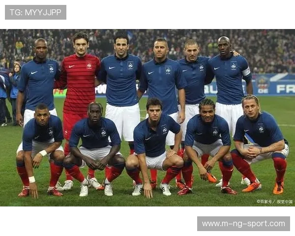 重庆足球队在冠军赛中的节奏表现分析与战术解读