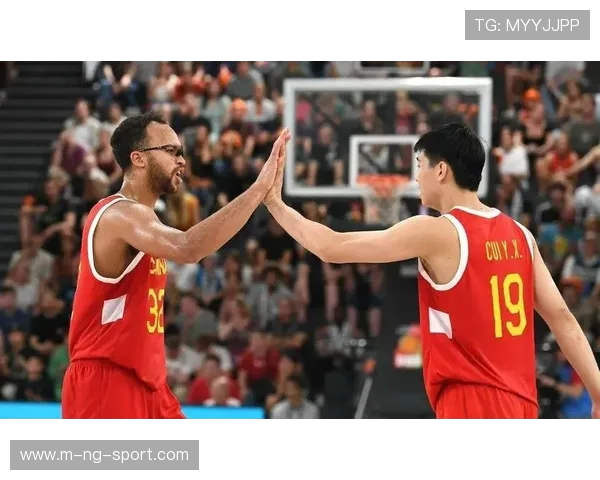 中国蓝队迎战新西兰男篮展现篮球魅力与竞技精神的巅峰对决